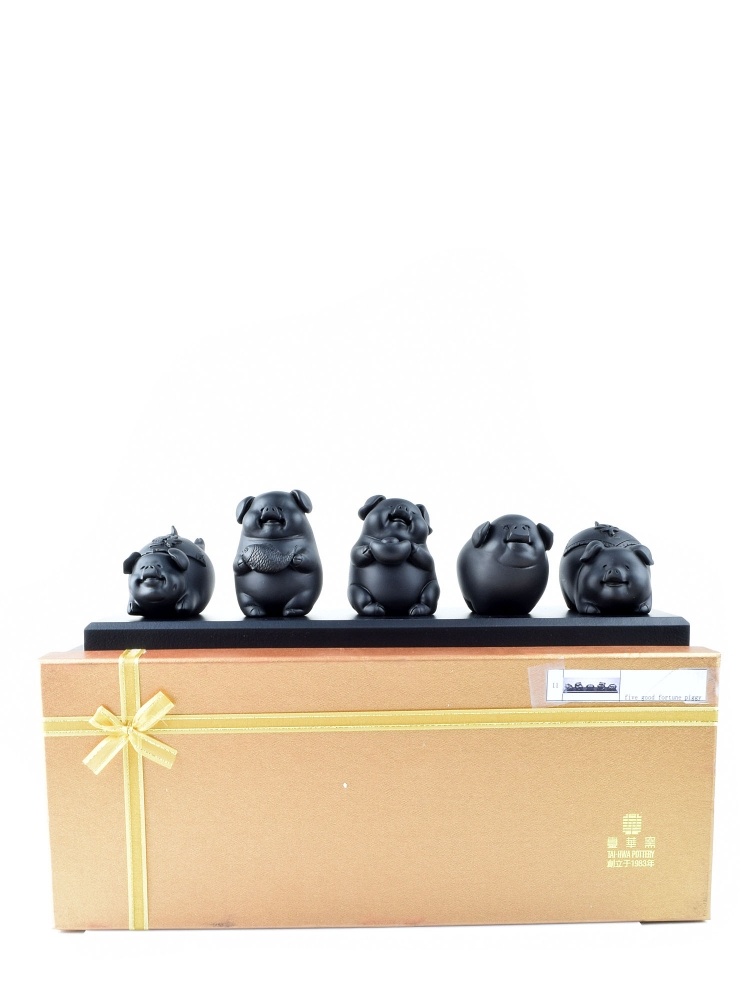 Tai Hwa Sculpture Piggy Five Good Fortune