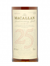 Macallan 1975 25 Year Old Anniversary Malt (Bottled 2000) Single Malt 700ml w/wooden box
