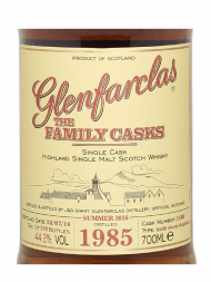 Glenfarclas Family Cask 1985 31 Year Old Cask 2600 S16 Refill Sherry Hogshead Single Malt 700ml