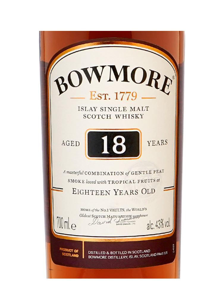 Bowmore  18 Year Old Single Malt Scotch Whisky 700ml w/box